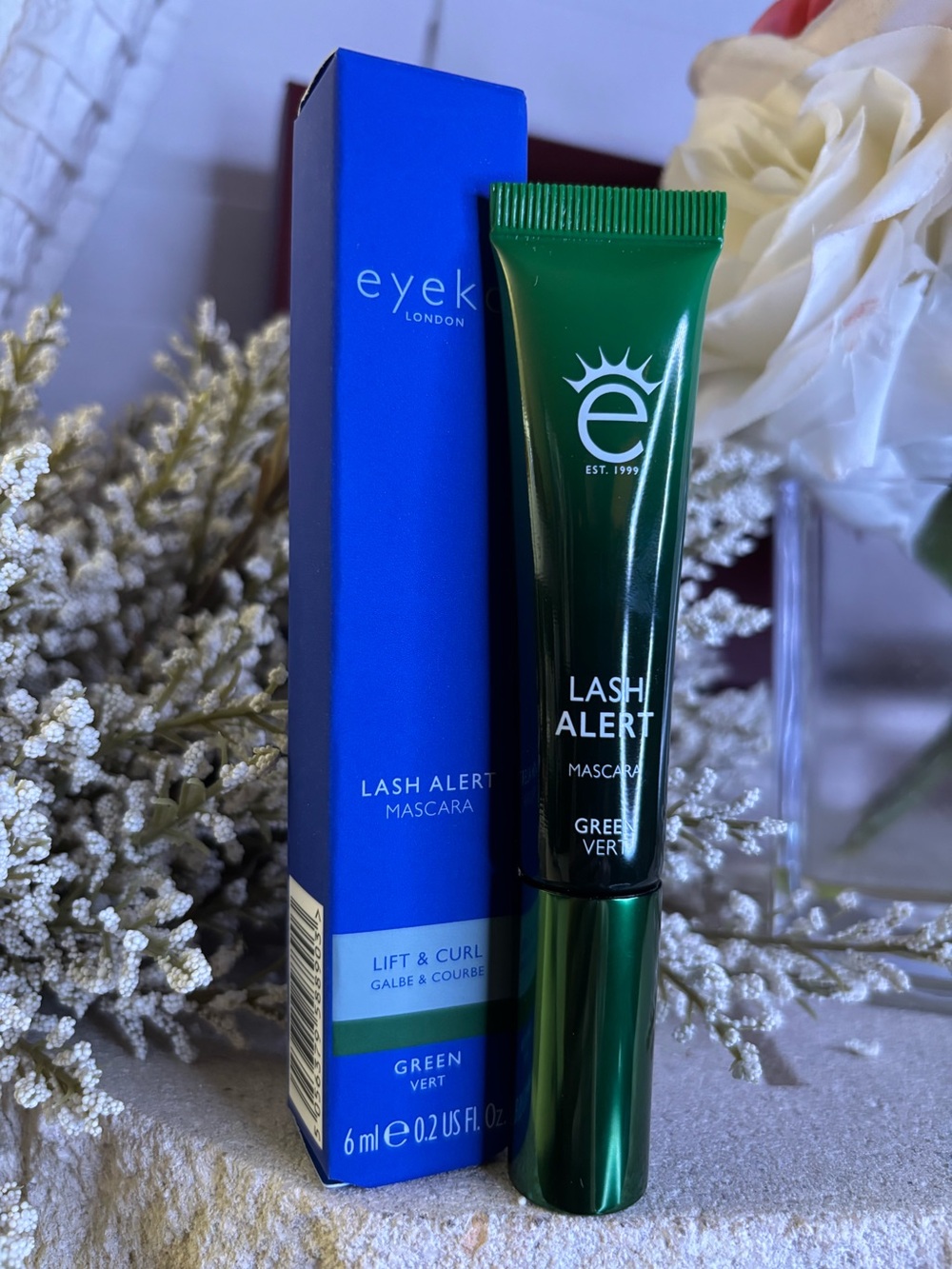 NIB - Eyeko - Lash Alert Mascara Lift and Curl - Green